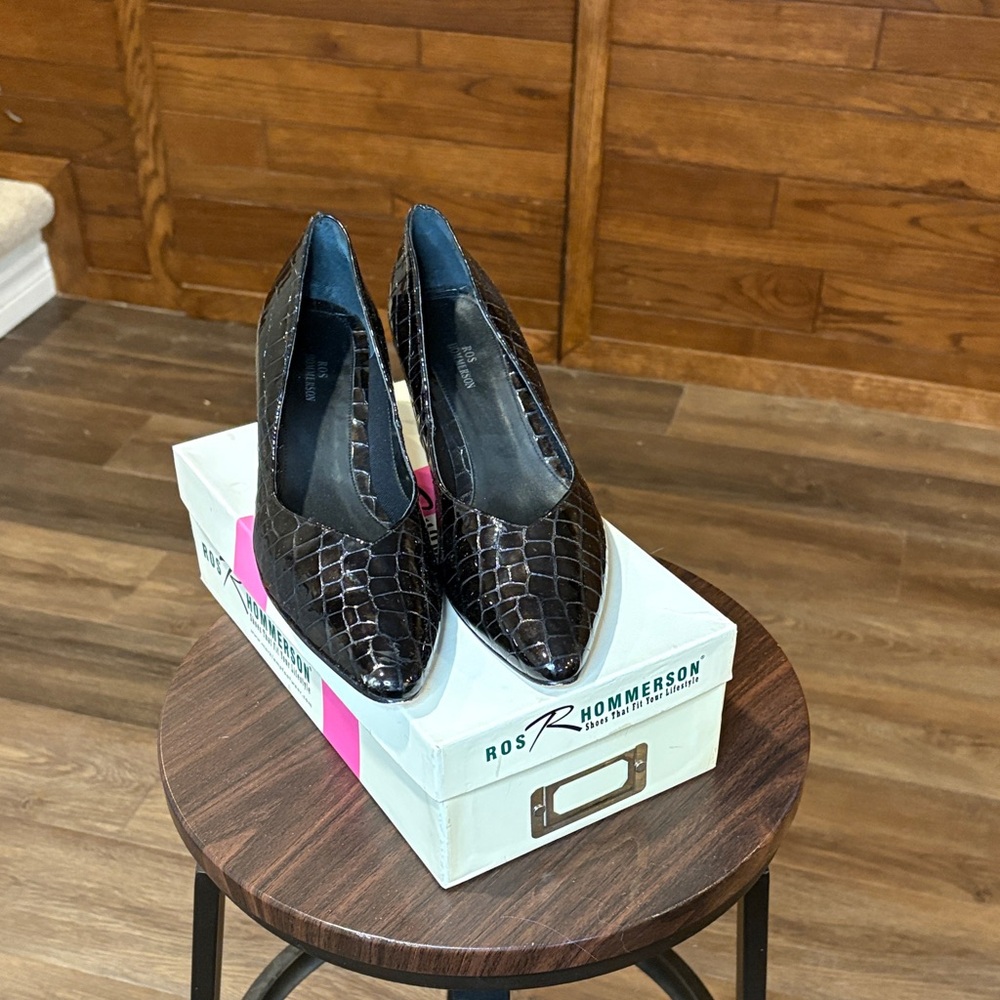 Ros Hommerson Brown Croc-Embossed Pointed Toe Pumps